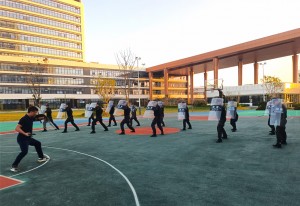 聚焦實戰(zhàn)強本領 筑牢就醫(yī)安全網(wǎng) —— 溫州國泰保安駐附一醫(yī)龍港院區(qū)安保隊伍專項技能培訓